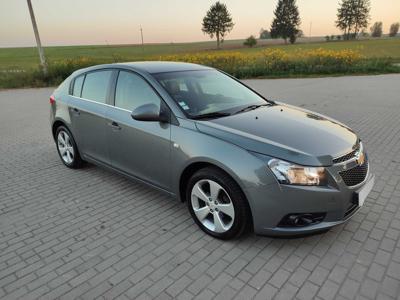 Chevrolet Cruze**1,8 benzyna**Najbogatsza wersja**Skóry**Navi**Parki**