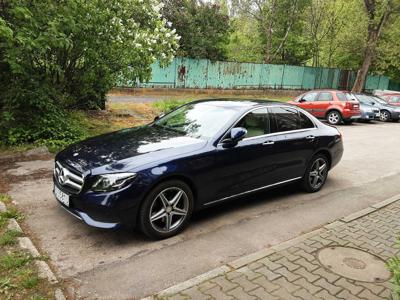 Mercedes E220 4 matic krajowy 4X4 serwisowany na gwarancji faktura