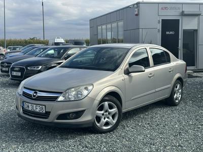 Opel Astra H Cabrio 1.6 Twinport ECOTEC 105KM 2008