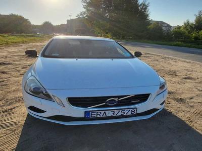 Volvo V60 R-Design D3 2.0 163KM