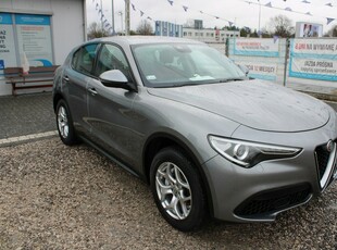 Alfa Romeo Stelvio SUV 2.0 Turbo 200KM 2017