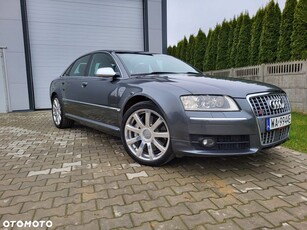 Audi S8 5.2 FSI Quattro