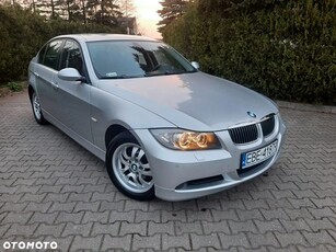 BMW Seria 3 320i