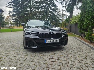 BMW Seria 5 520i GPF Luxury Line