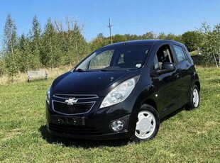 Chevrolet Spark II Hatchback 1.0L DOHC 68KM 2012