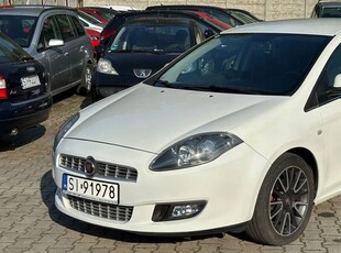 Fiat Bravo II Hatchback 5d 1.4 i 16V MPI 90KM 2011