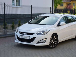 Hyundai i40 Kombi 1.6 GDI 135KM 2012