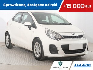 Kia Rio III Hatchback 5d Facelifting 1.1 WGT 75KM 2015