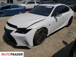 Lexus IS 5.0 benzyna 2023r. (LOS ANGELES)