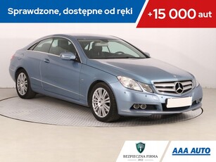 Mercedes Klasa E W212 Coupe 250 CGI BlueEFFICIENCY 204KM 2009