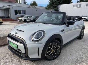 Mini Mini F56 Electric Facelifting 32.6kWh 184KM 2023