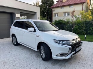 Mitsubishi Outlander III 2021