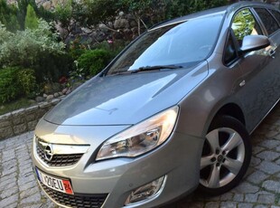 Opel Astra J Hatchback 5d 1.4 Turbo ECOTEC 140KM 2012