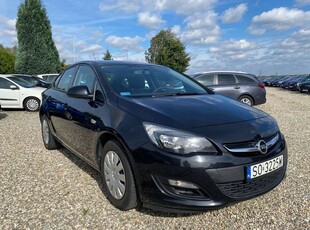 Opel Astra J Sedan 1.4 Turbo ECOTEC 140KM 2016