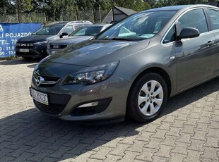 Opel Astra J Sedan 1.4 Turbo ECOTEC 140KM 2018