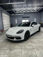 Porsche Panamera 4S