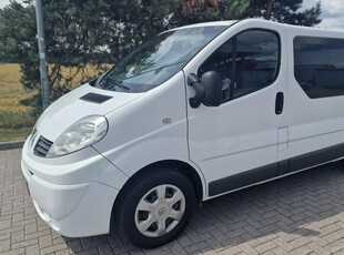 Renault Trafic II Furgon 2.0 dCi 115KM 2014