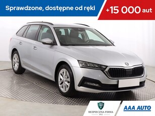 Skoda Octavia IV Kombi 1.0 TSI 110KM 2021