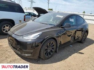 Tesla Model Y benzyna 2023r. (ELGIN)