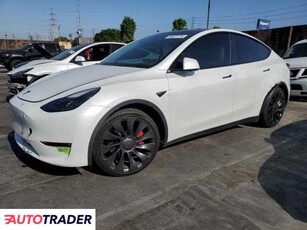 Tesla Model Y benzyna 2023r. (WILMINGTON)