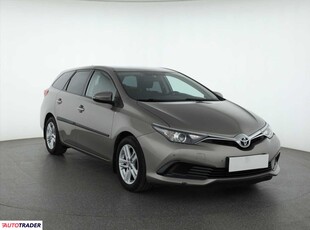 Toyota Auris 1.4 88 KM 2015r. (Piaseczno)