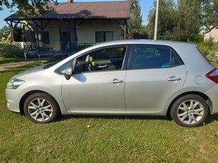 Toyota Auris I Hatchback 5d Facelifting 1.6 Valvematic 132KM 2012