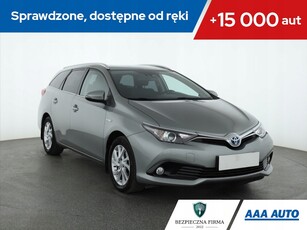 Toyota Auris II Touring Sports Facelifting 1.8 Hybrid 136KM 2018