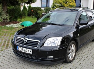 Toyota Avensis II Kombi 2.4 i 16V D-4 163KM 2005