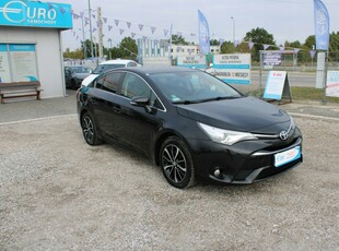 Toyota Avensis III Sedan Facelifting 2015 2.0 D-4D 143KM 2018