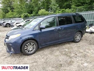 Toyota Sienna 3.0 benzyna 2019r. (CANDIA)