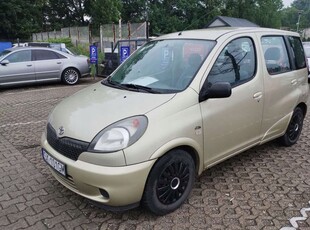 Toyota Yaris Verso 1.4 DI 75KM 2002