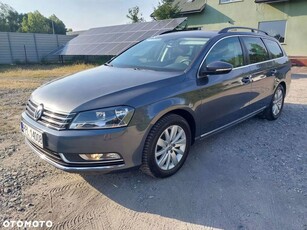 Volkswagen Passat B7 Variant 1.4 TSI BlueMotion 122KM 2011