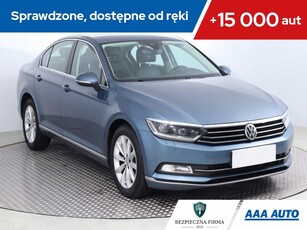 Volkswagen Passat B8 Limousine 2.0 TDI BlueMotion Technology 150KM 2016