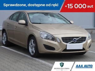 Volvo S60 II Sedan 2.0 D3 163KM 2011