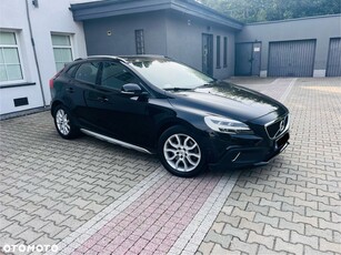 Volvo V40 Cross Country T3 Drive-E Dynamic Edition