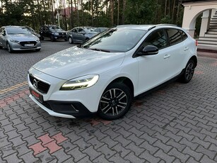 Volvo V40 II Hatchback Facelifting 2.0 D2 120KM 2018