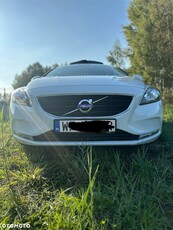 Volvo V40 T3 Drive-E Base