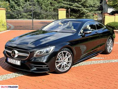 Mercedes S-klasa 3.0 benzyna 367 KM 2020r. (Widełki)