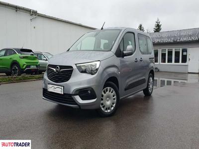 Opel Combo 1.2 benzyna 110 KM 2020r. (Giżycko)