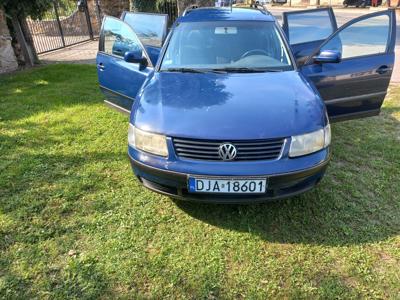 Volkswagen Passat B5 sprawny klimatronik , wsiadać i jeździć