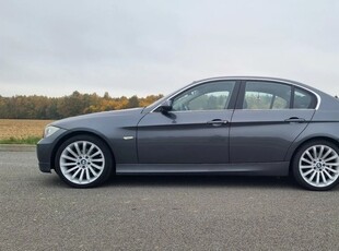 BMW Seria 3 320i