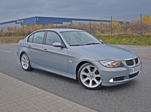 BMW Seria 3 320i