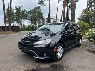 Chrysler Pacifica