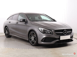 Mercedes CLA 220 4MATIC