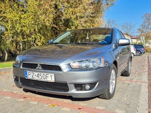 Mitsubishi Lancer 1.6 Invite