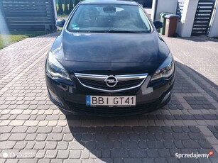 Opel Asta J Cosmo, 2010, 1,6 LPG 115KM