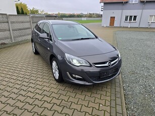 Opel Astra 2.0 CDTI Exklusiv