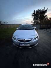 Opel astra 2011 r 1,7cdti !!!