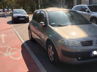 Renault Megane 2 1.6 16V 2003 uszkodzony