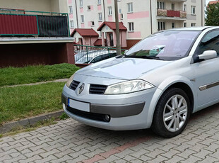 Renault Megane II Sedan 2.0 16v (przebieg 103000) klima PT/OC na rok